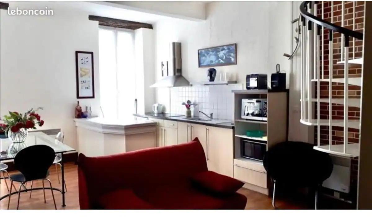 Duplex N°3 Au Coeur De Bagneres De Bigorreアパートメント エクステリア 写真